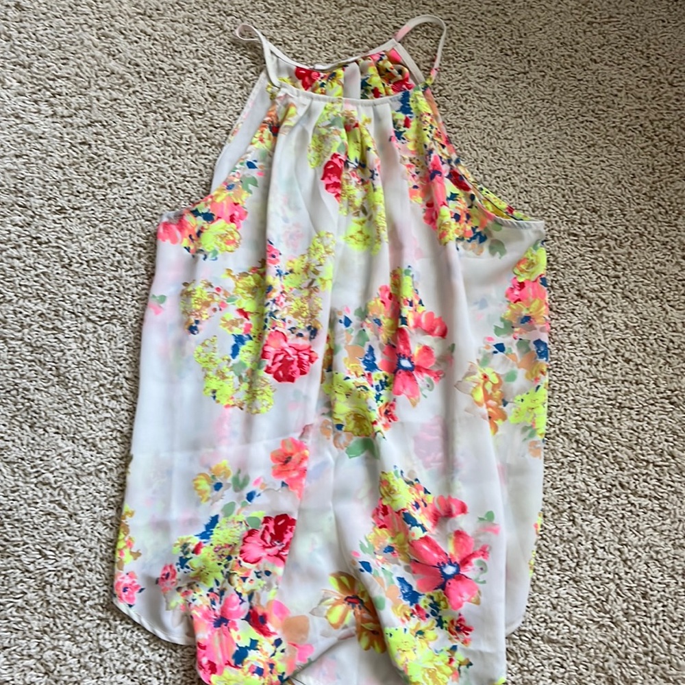 Lush floral tank, women’s
